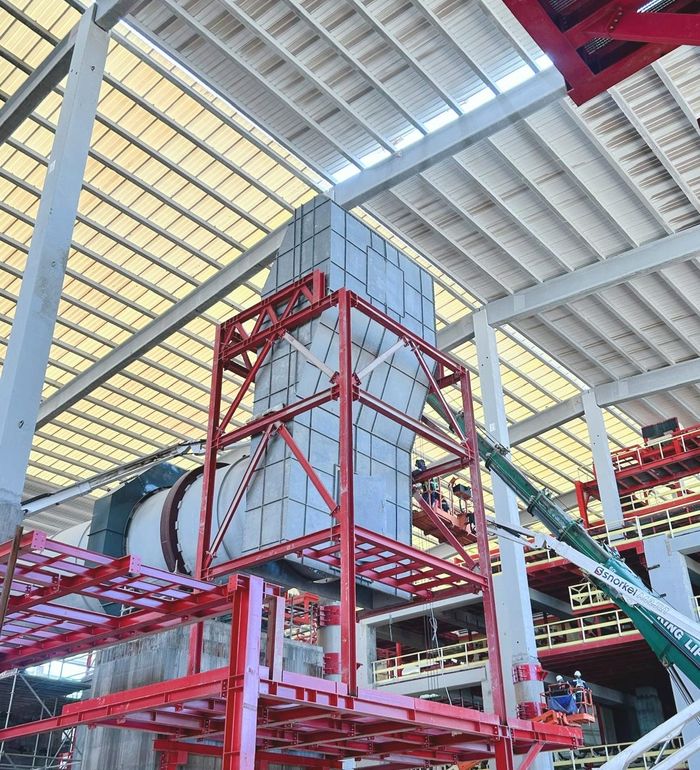 Montaje de campanas y estructura en planta de Marruecos